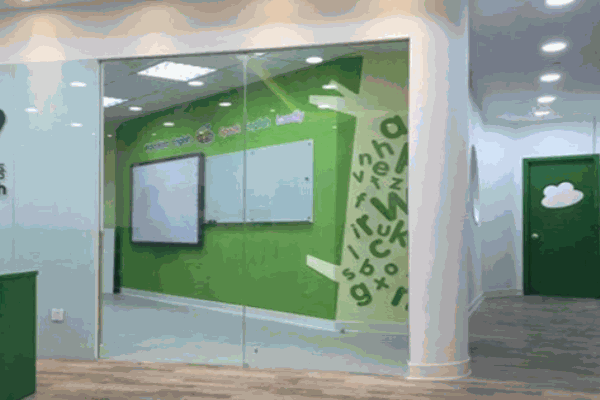 特别科国际英语